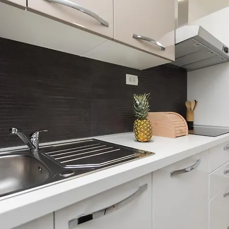 Bloom Apartment