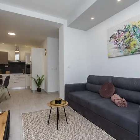 Bloom Apartman *